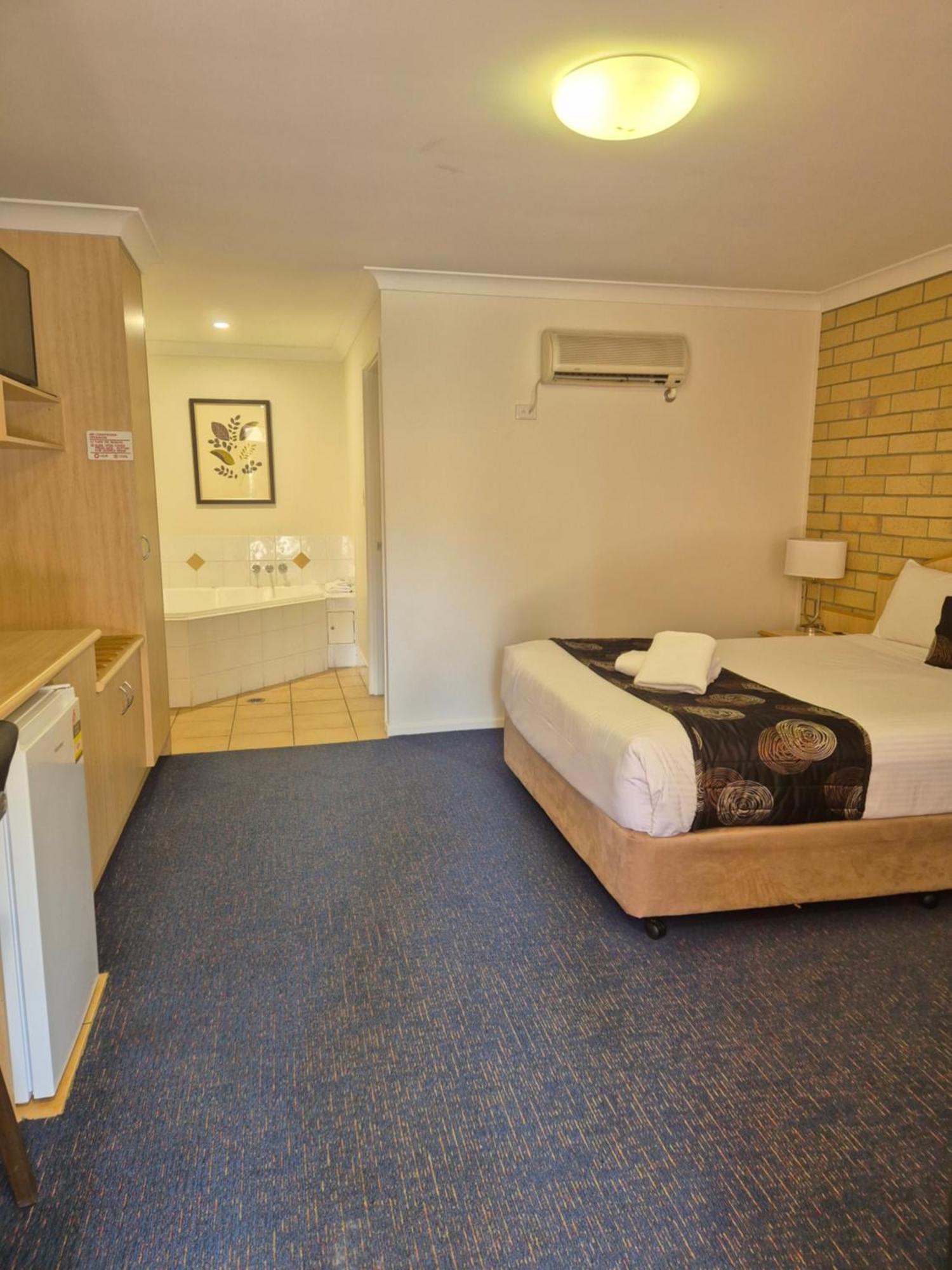 Cotswold Motor Inn Toowoomba Eksteriør billede