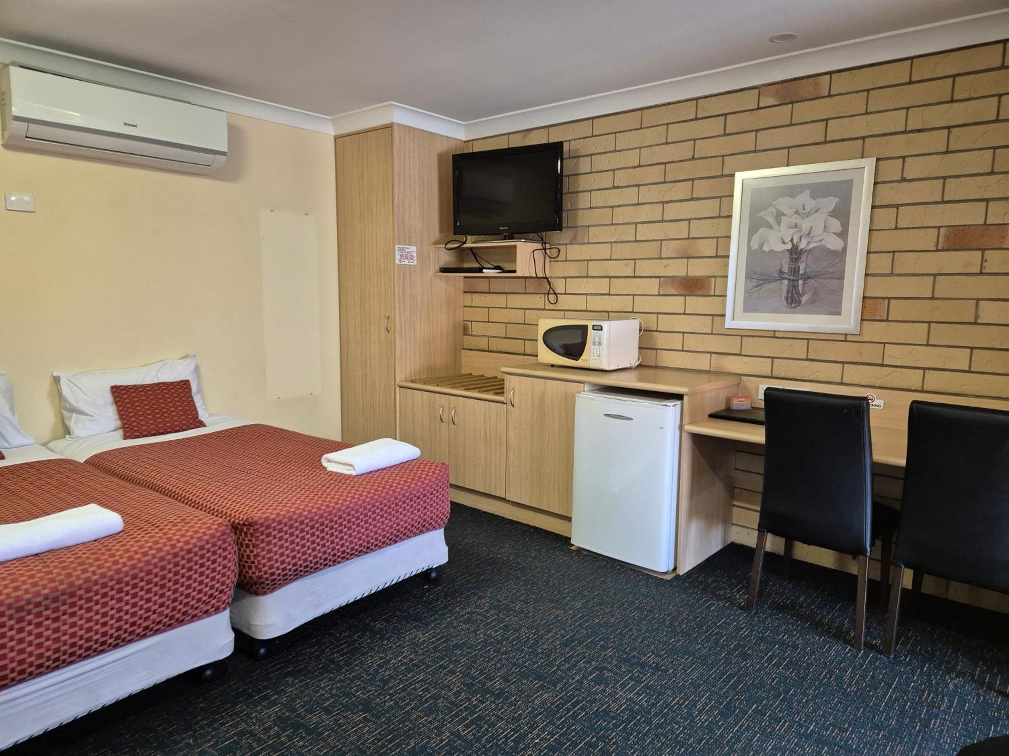 Cotswold Motor Inn Toowoomba Eksteriør billede