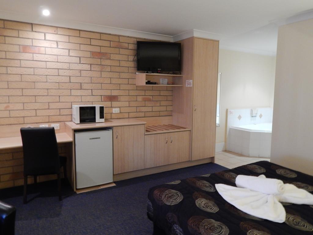 Cotswold Motor Inn Toowoomba Eksteriør billede