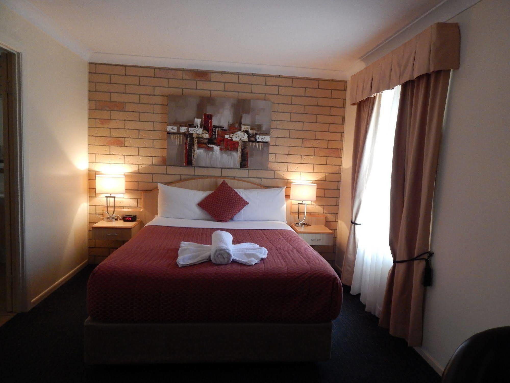 Cotswold Motor Inn Toowoomba Eksteriør billede