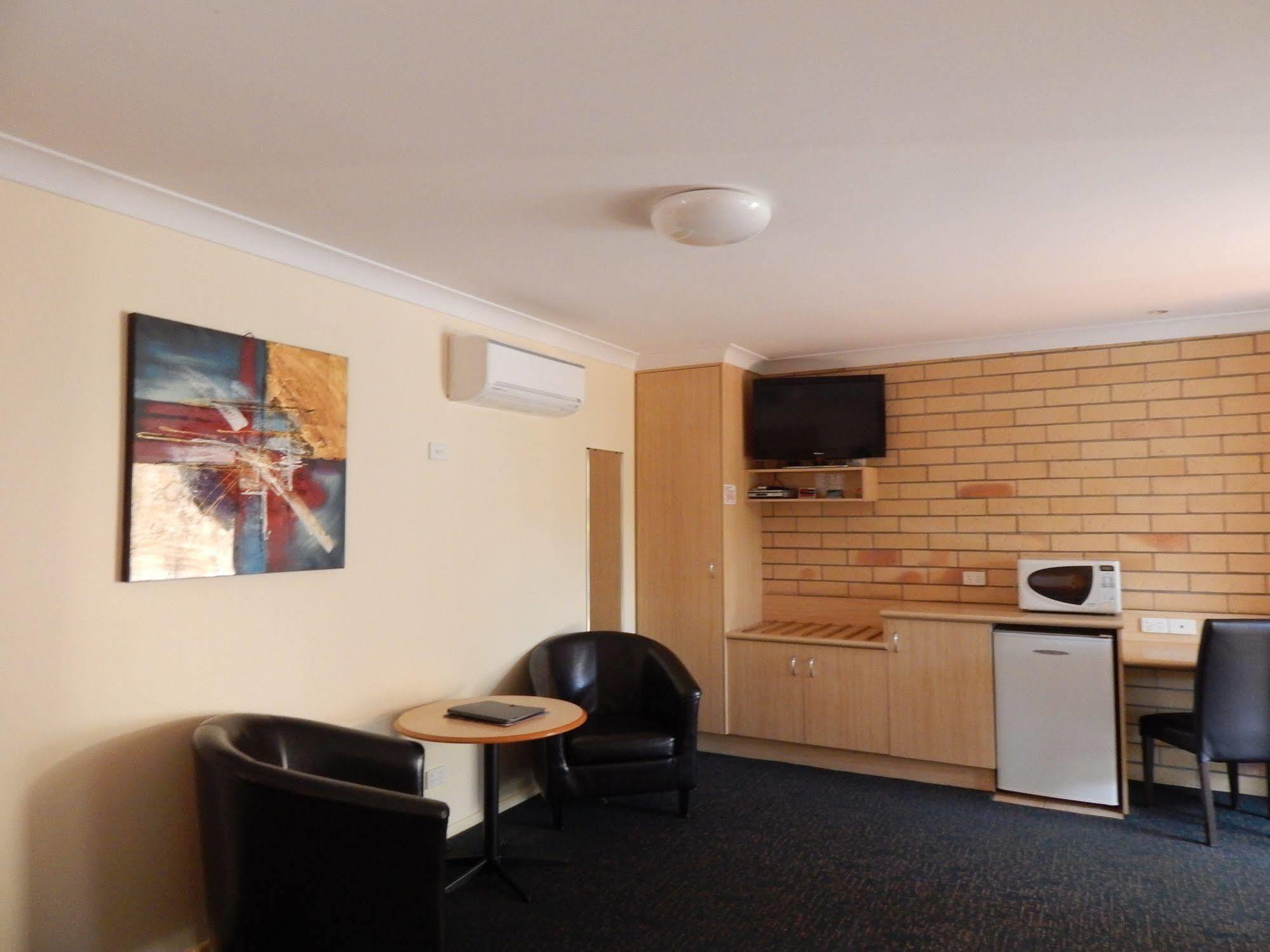 Cotswold Motor Inn Toowoomba Eksteriør billede